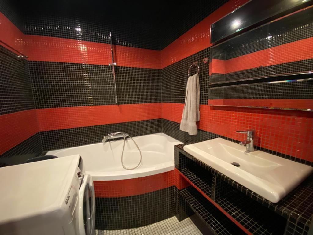 Apartament - Studio Traugutta Wroclaw Apartment ภายนอก รูปภาพ